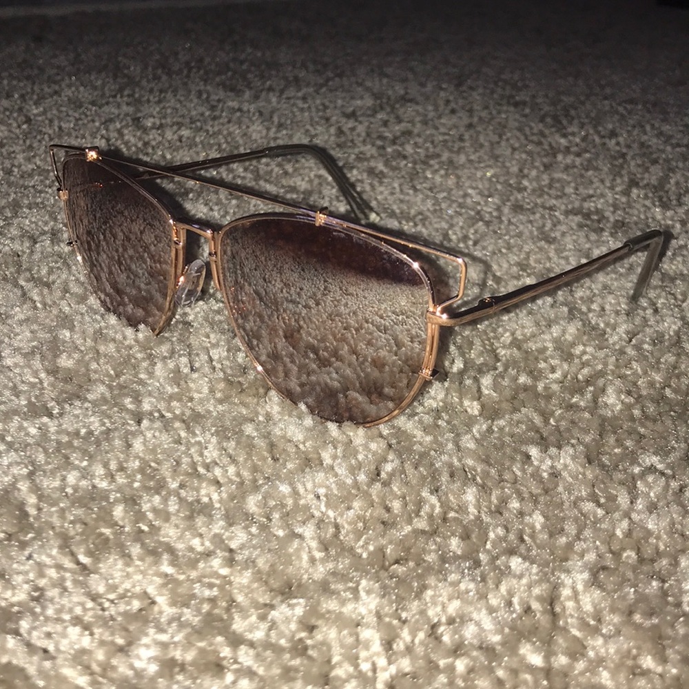 Final Sale ❕❕❕Rose Gold Member 🌷